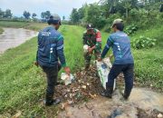 Sektor 5 Citarum Harum Sub 4 Atasi Sampah Liar di Bantaran Sungai Citarum