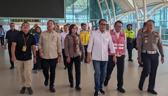 Pengamanan Kunjungan Menteri Perhubungan Di Bandara Internasional Kertajati Dalam Rangka Persiapan Angkutan Lebaran Tahun 2024
