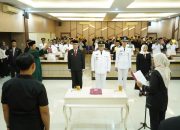 Bupati Indramayu Lantik dan Ambil Sumpah 77 Pejabat, Tingkatkan Komitmen Kerja