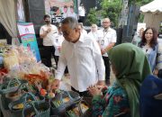 Bazar Ramadan Kecamatan Pondok Aren Digelar, Benyamin Davnie Berpesan untuk Beli Sesuai Kebutuhan