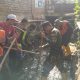Tercemar Sampah, Sektor 22 Citarum Harum Sub 04 Bersihkan Sungai Cikondang