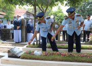 Danlanud Sultan Iskandar Muda Pimpin ziarah di Taman Makam Pahlawan Banda Aceh dan Makam Maimun Saleh