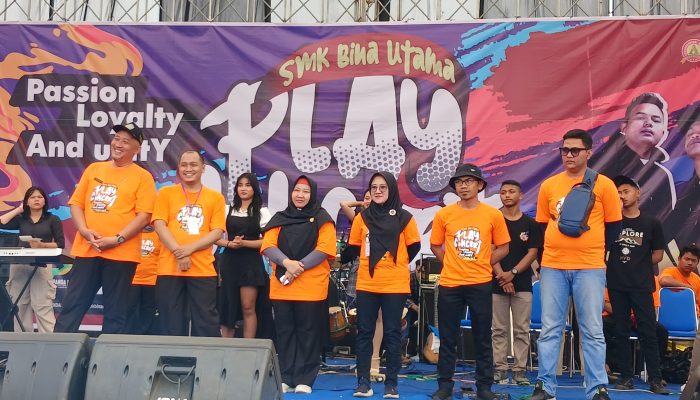SMK Bina Utama Kendal Menggelar Road Show dan Panen Karya Siswa P5