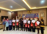Sebanyak 103 Pensiunan Terima Dana Purna Tugas Sebesar 1,6 Miliar