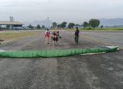 Atlet Paramotor Aceh tes engine di Area Lanud Sultan Iskandar Muda