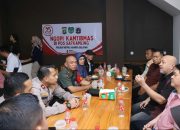 Ngopi Kamtibmas, Kapolsek Mampang Edukasi Warga Cegah Tawuran dan Curanmor