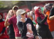 Senam Sehat Bersama Bupati Nina Agustina Ribuan Masyarakat Padati Lapangan Kujang Patrol