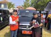 Warga Empat Desa Bahagia, Bupati Nina Agustina Serahkan Mobil Siaga
