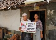 Tangis Haru Sukisah, Penerima Bantuan Rehab Rutilahu dari Baznas dan Bupati Indramayu