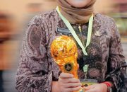 Bupati Nina Agustina Terima Anugerah -Universal Health Coverage, 99,9 Persen Masyarakat Indramayu Diproteksi BPJS Kesehatan