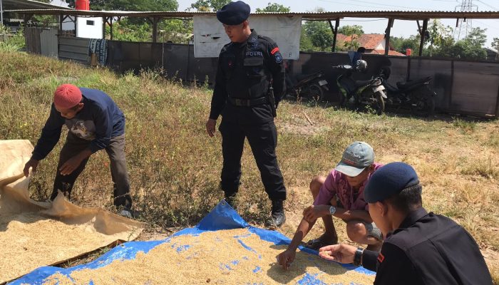 Brimob Polda Jabar Patroli Mandiri Tentang Harkamtibmas