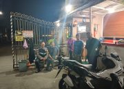 Bhabinkamtibmas Desa Kadu Tinjau Siskamling, Imbau Warga Perkuat Kamtibmas