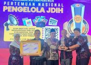 Kembali, Sekretariat DPRD Pangandaran Menerima Penghargaan JDIHN Award 2024
