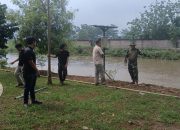 Pasang Alat Deteksi Air, Sektor 5 Citarum Harum Dampingi Departemen Teknik Elektro Padjajaran