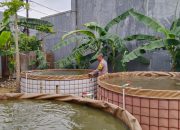 Bhabinkamtibmas Sambangi Lokasi Ketahanan Pangan di Pondok Kacang Timur