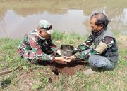 Ciptakan DAS Citarum Hijau, Bersih dan Nyaman, Sektor 5 Citarum Harum Sub 3 Tanam Pohon Di Bantaran Sungai