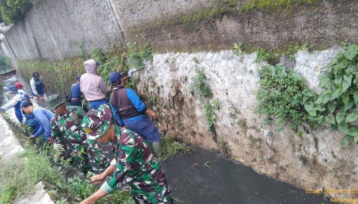 Sektor 22 Citarum Harum Sub 7 Pemeliharaan Sungai Cisalatri