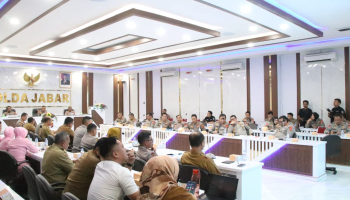 Dansat Brimob Jabar Ikuti Rakor SPPG & MBG Di Aula Herman Polda Jabar