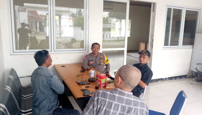 Dekatkan Polisi dan Masyarakat, Bhabinkamtibmas Kemuning Aktif Sambangi Warga