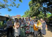 Bhabinkamtibmas Dampingi Siswa Sepolwan dalam Kegiatan Bakti Sosial di Desa Kemuning