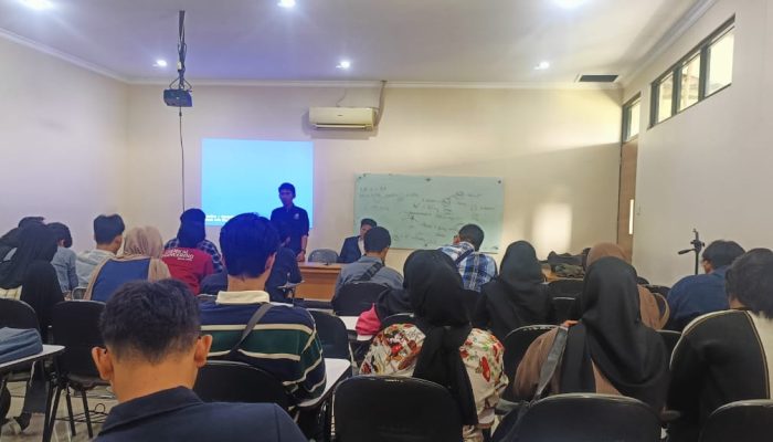 Kegiatan Kuliah Umum Manajemen Jaringan di Institut Sains Dan Teknologi Al – Kamal