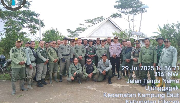 Perhutani KPH Banyumas Barat Gelar Patroli Gabungan Untuk Jaga Kelestarian Hutan