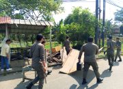 Satpol PP Bongkar Lapak Pedagang, Gerbang Vila Pamulang Mas Tak Kumuh Lagi