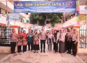 Kapolres Tangerang Selatan Silaturahmi ke SMK Sasmita Jaya, Ajak Siswa Fokus Belajar dan Hindari Aktifitas Negatif.