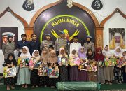 Polisi Peduli Sosial Kasi Propam Polres Cimahi Salurkan Perlengkapan Mengaji