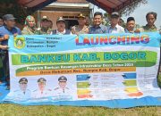 Camat Icang Aliyudin Gunting Pita di Louncing Desa Mekarsari Anggaran Bankeu Kabupaten Bogor