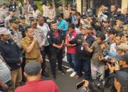 Pemkab Tangerang Di Demo FWJ Indonesia Tuntut Tanggungjawab Bupati