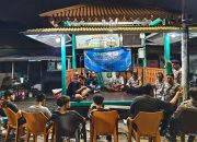 Sinergi Polri dan Warga: Polsek Ciputat Timur Lakukan Pengecekan Siskamling Terpadu di Cipayung