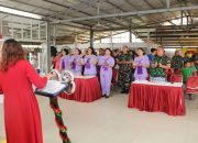 TNI Bagikan Santunan kepada 125 Anak Yatim Piatu dalam Rangka HUT ke-80