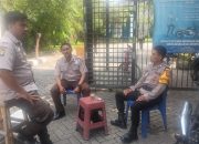 Perkuat Sinergi dengan Satpam, Bhabinkamtibmas Sukabakti Aiptu Andri Yanto Sambangi Cluster Flora Aryana