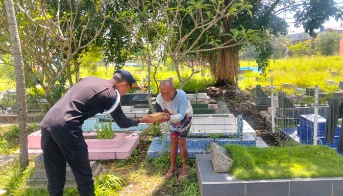 Satbrimob Polda Jabar Kembali Gelar Jumat Berkah