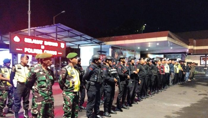 Jaga Kamtibmas, Brimob Polda Jabar Patroli Dialogis di Wilayah Cimahi