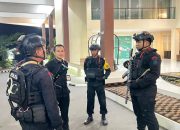 Pastikan Kamtibmas Kondusif, Brimob Jabar Patroli Dialogis di Wilayah Pacet Cianjur