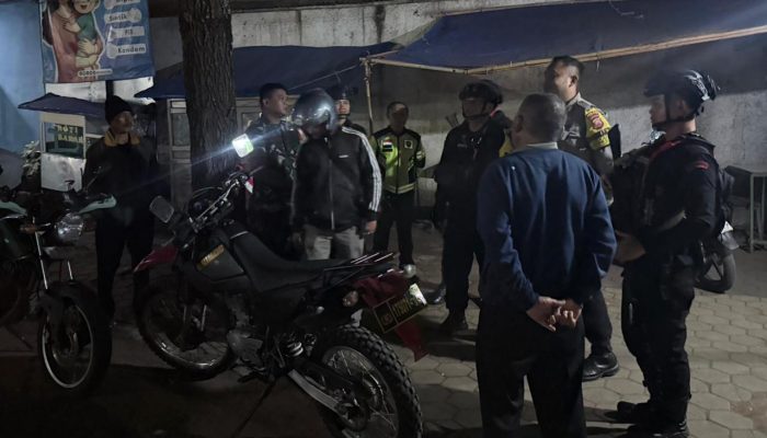 Brimob Jabar Tingkatkan Patroli Dialogis di Wilayah Cikole–Lembang