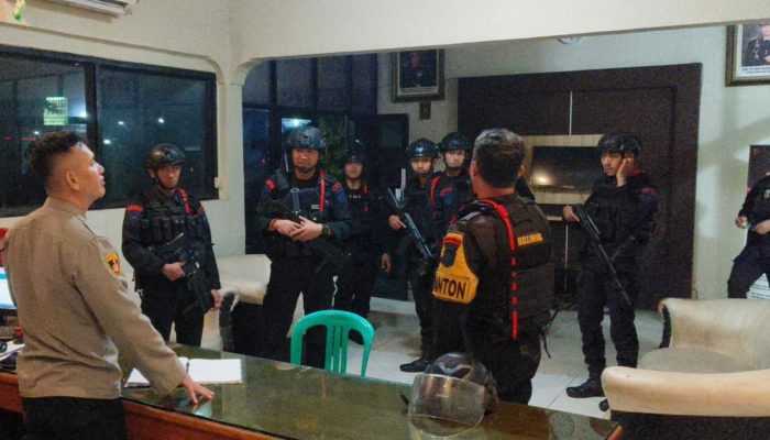Patroli Dialogis Brimob Jabar Jaga Kondusifitas Malam Bungursari