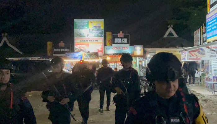 Patroli Dialogis Brimob Jabar Jaga Kondusifitas Malam di Bungursari – Cikopo