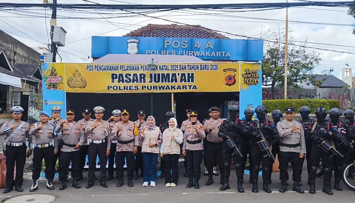 Ops Lilin Lodaya 2025, Brimob Polda Jabar Patroli Humanis di Wilayah Purwakarta