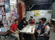 Patroli Jalan Kaki Humanis Polsek Pondok Aren Hadirkan Rasa Aman di Lingkungan Warga