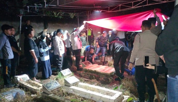 Polda Jabar Gelar Upacara Pemakaman Dinas Almarhum Aiptu (Anumerta) Muhammad Jerry Sonconery