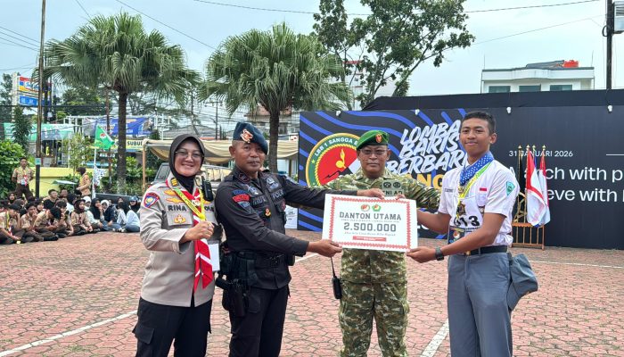 Kompi 4 Batalyon A Pelopor Satbrimob Polda Jabar Jadi Juri Lomba Baris-Berbaris ke-1 Pramuka Sangga Buana