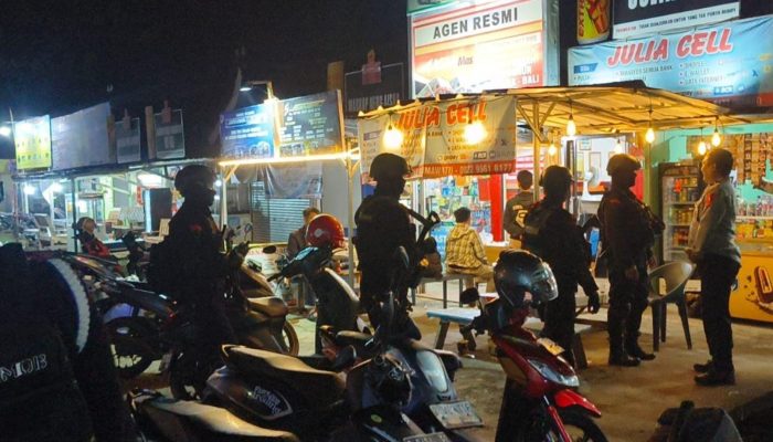 Patroli Harkamtibmas Brimob Polda Jawa Barat di Wilayah Polres Purwakarta
