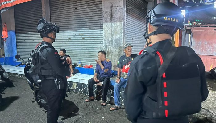 Patroli Harkamtibmas Brimob Polda Jabar Jaga Kondusivitas Wilayah Cineam Tasikmalaya Kota