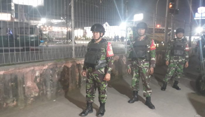 Patroli Maung Koramil 05/Balaraja Awasi Jalur Industri