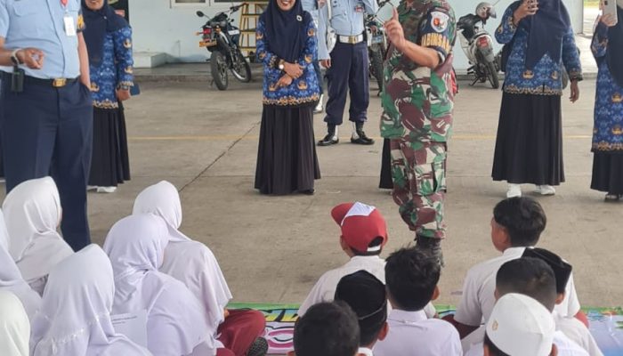 Ratusan Siswa SD di Aceh Besar Outing Class Ke Lanud SIM, Belajar Dunia Penerbangan