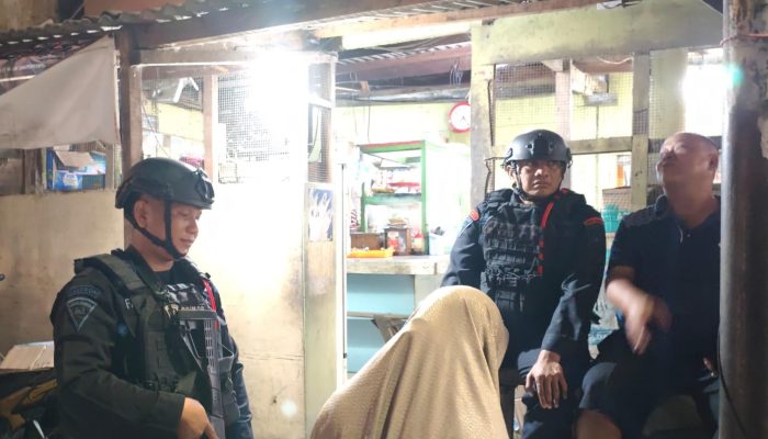Patroli Malam Satuan Penindak Perusuh Kompi 4 Batalyon C Pelopor Perkuat Harkamtibmas di Wilayah Hukum Polresta Cirebon