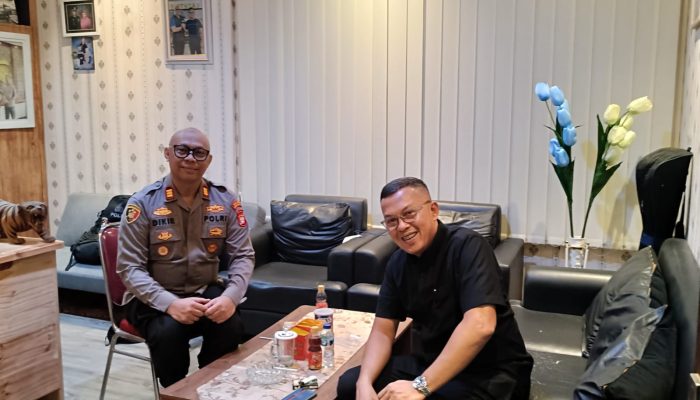 Perkuat Sinergitas, Kapolsek Legok Terima Silaturahmi Direktur Politeknik Penerbangan Indonesia Curug